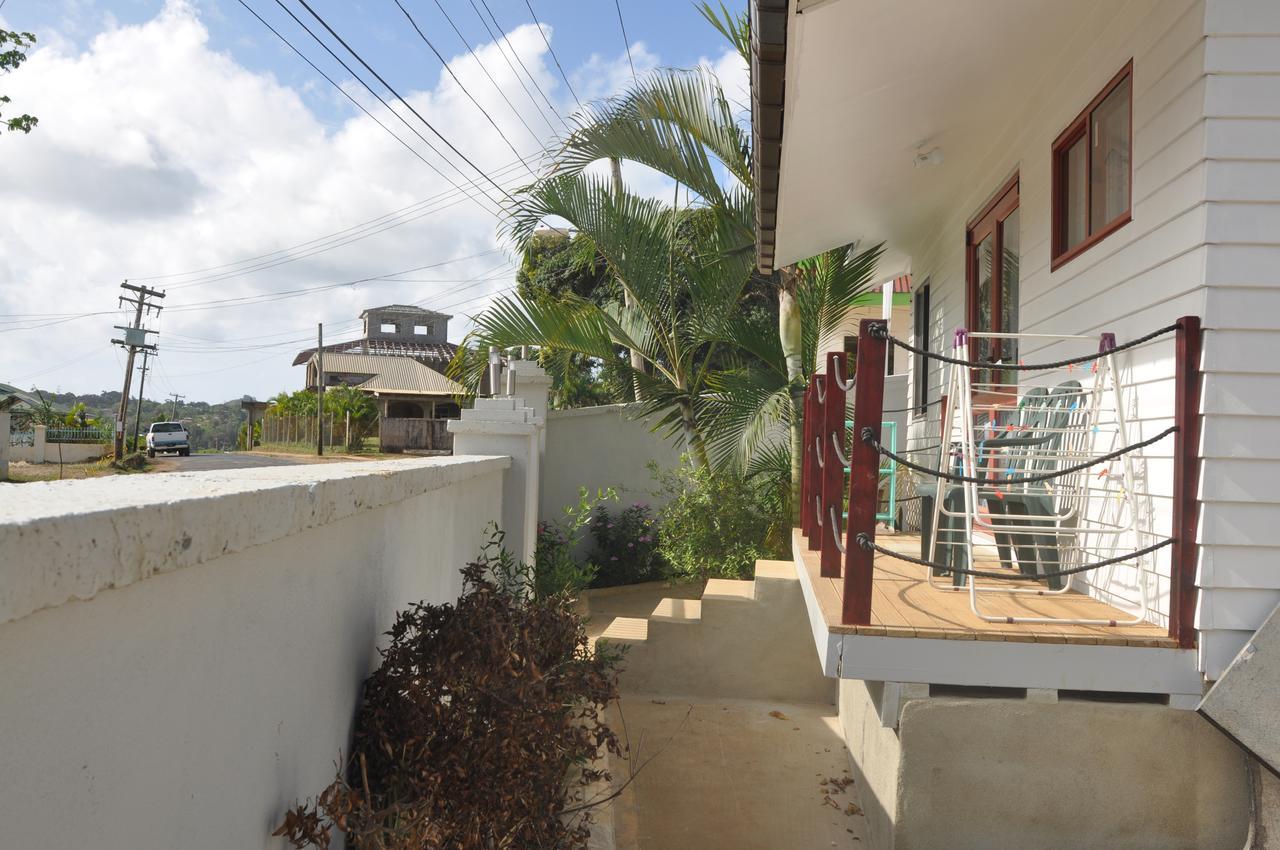 Bed and Breakfast Flying Annie Moa Neiafu Exterior foto