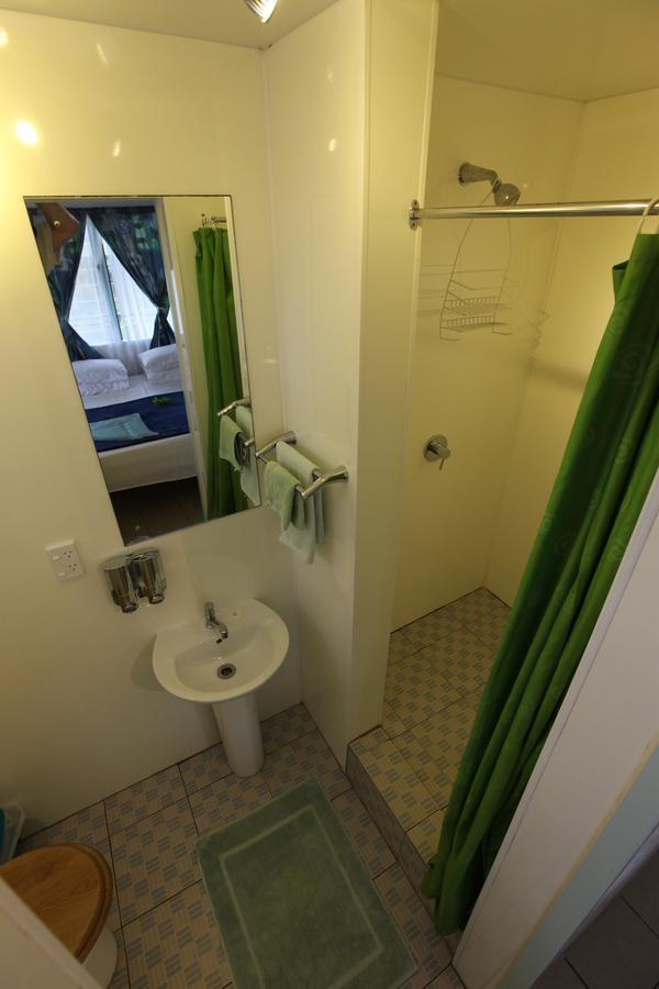 Bed and Breakfast Flying Annie Moa Neiafu Exterior foto