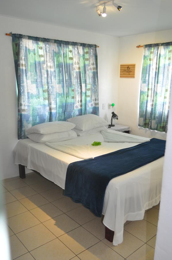 Bed and Breakfast Flying Annie Moa Neiafu Exterior foto